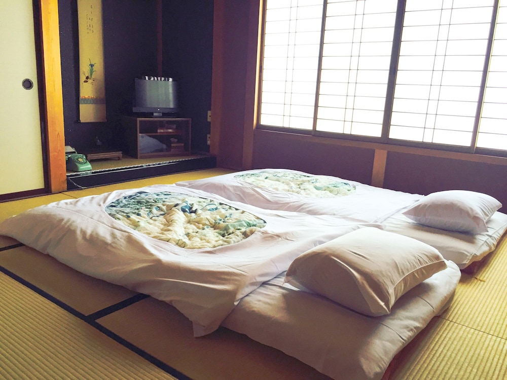 Japanese-style Room, Smoking, Private Bathroom photo 2