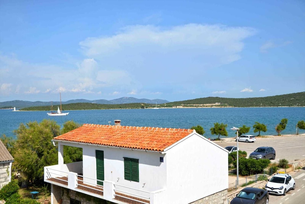 Apartment, Multiple Beds, Sea View photo 3
