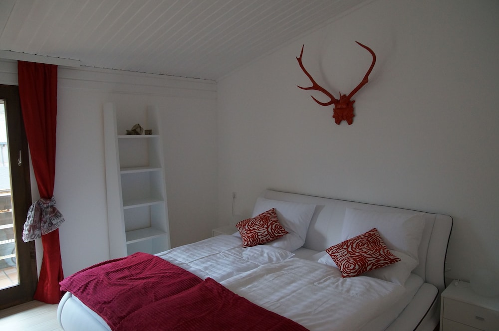 Deluxe Suite, 2 Bedrooms, Balcony photo 1