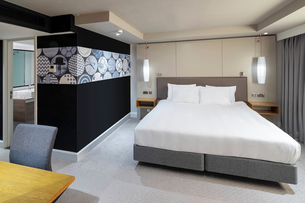 Suite, 1 Bedroom, Club Lounge Access (High Floor) - Photo 6