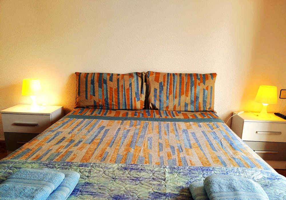 Apartamento Familiar, 2 Habitaciones, Vistas a la Piscina