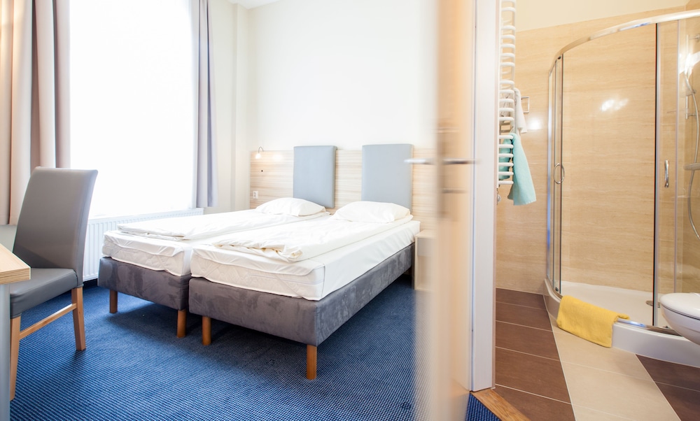 Superior Twin Room, 2 Twin Beds photo 2