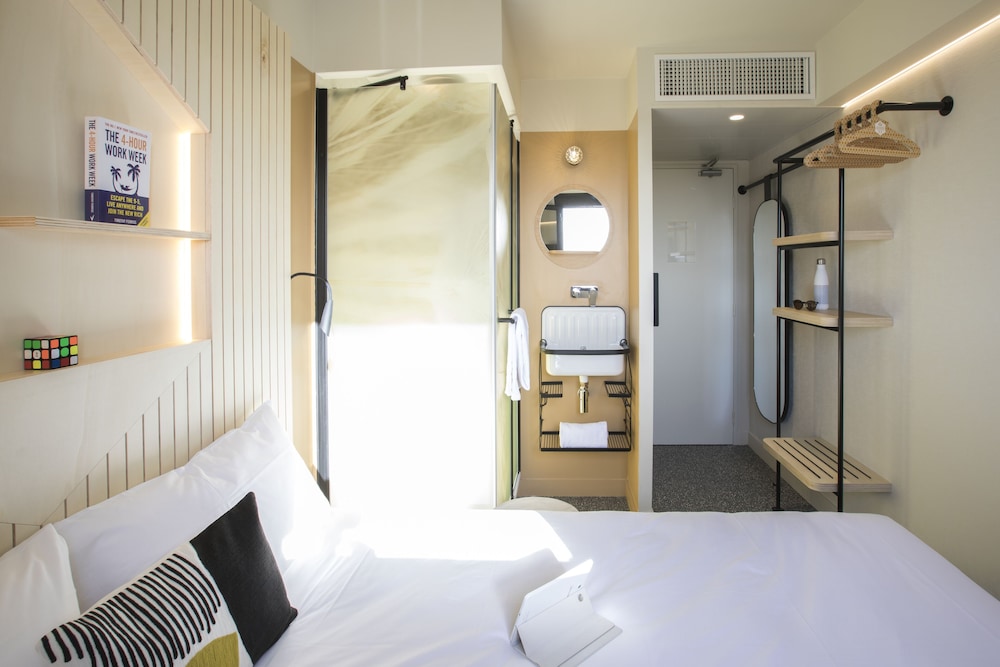 Standard Double Room - Photo 1
