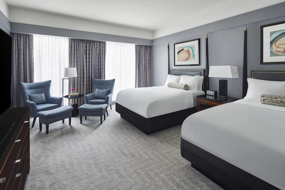 One Bedroom Executive Suite (Non Smoking) thumbnail 5