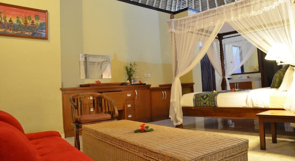 Suite - Photo 2