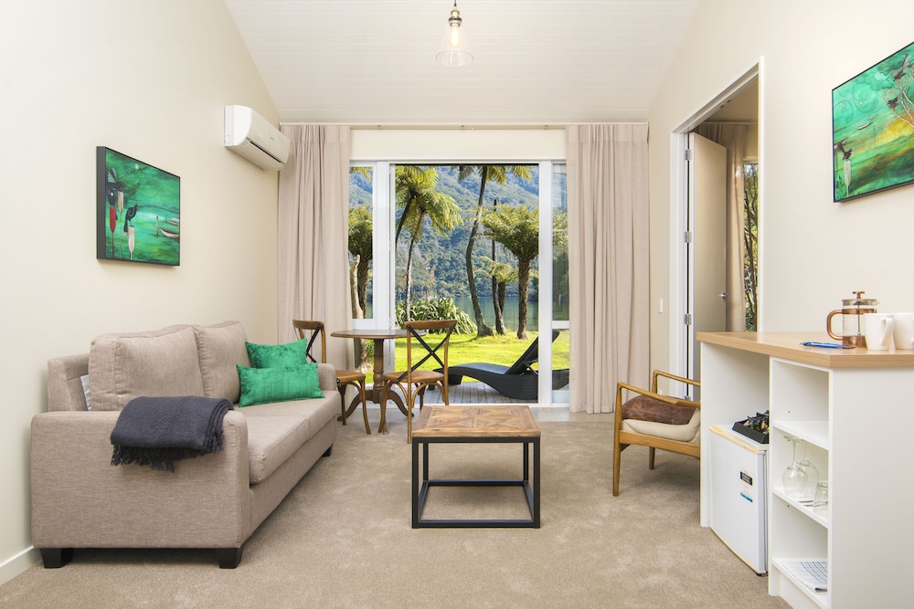 Endeavor Suite photo 3