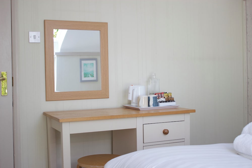 Standard Double Room - Photo 4