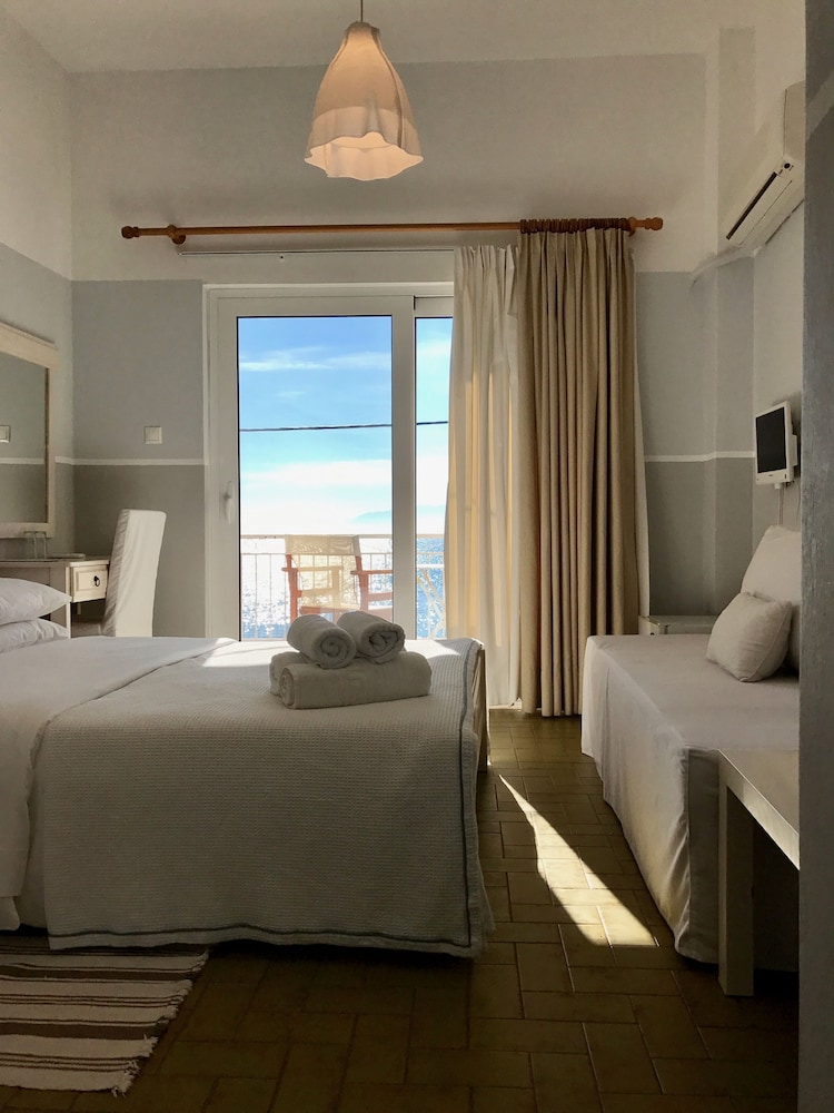 Classic Double Room, Sea View photo 3