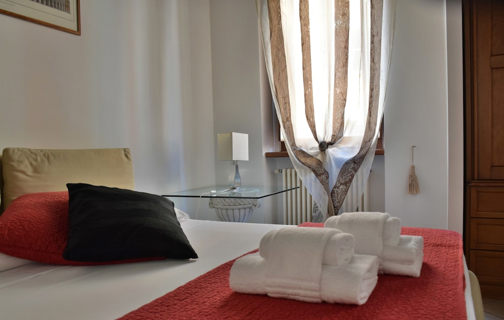 Economy Apartment, City View photo 1