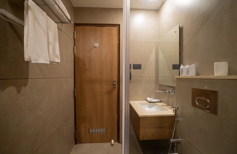 Royal Room - Photo 9