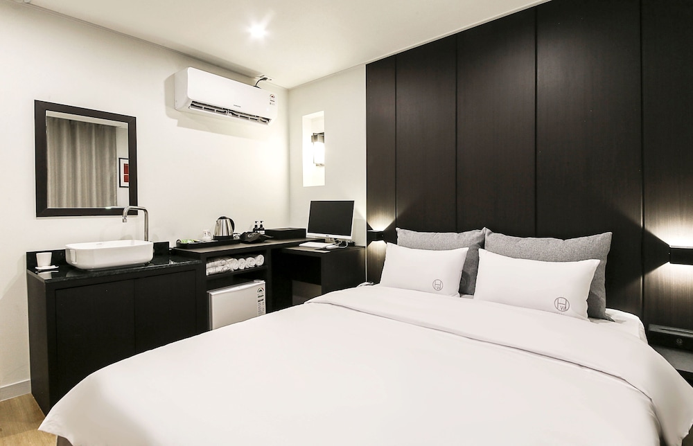 Deluxe Double Room, 1 Queen Bed, Non Smoking