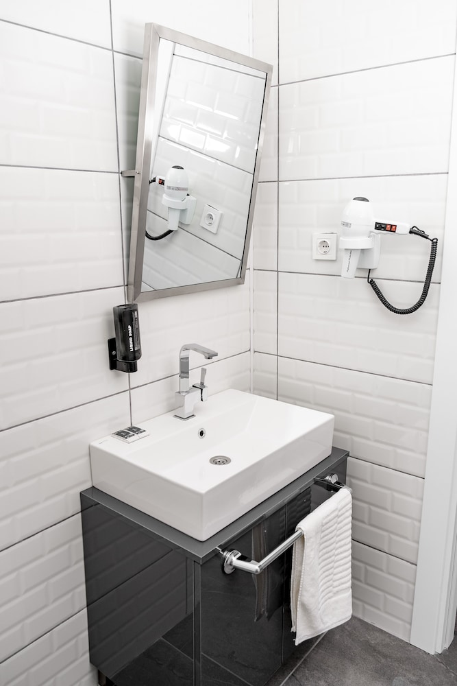 Basic Triple Room - Photo 6