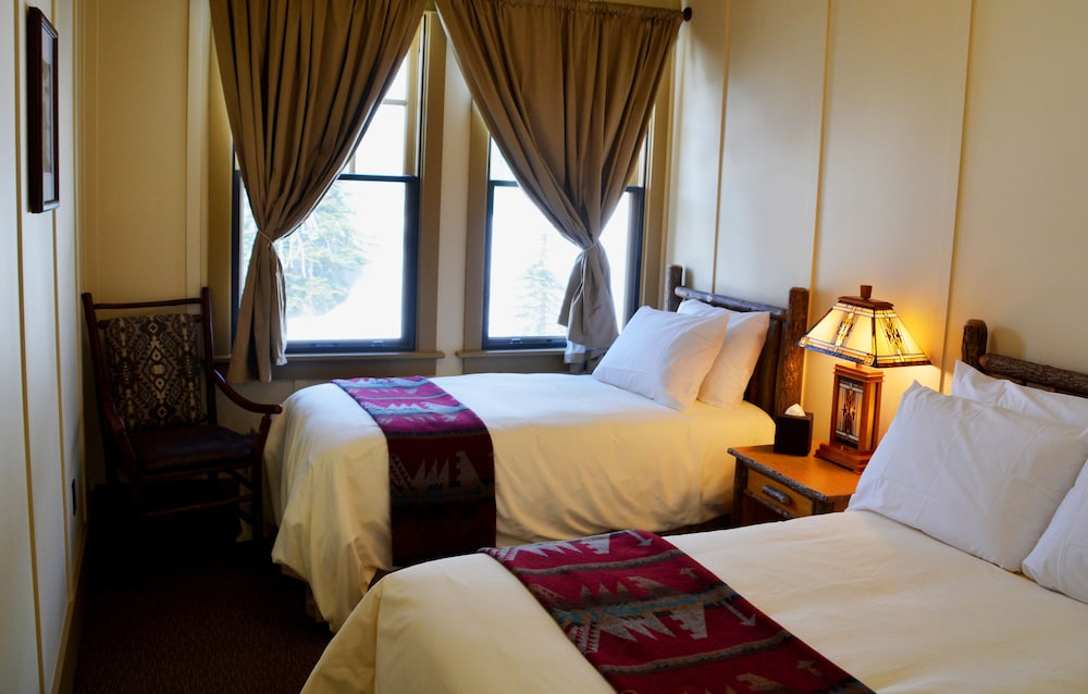 Standard Double or Twin Room, Private Bathroom (1 double and 1 twin bed)