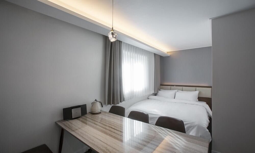 Premium Suite (Base & Max occupancy: 5) - Photo 5