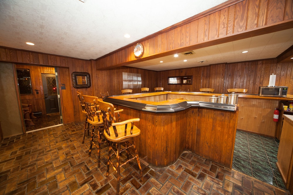 Family Suite, 3 Bedrooms, Non Smoking, Hot Tub photo 2
