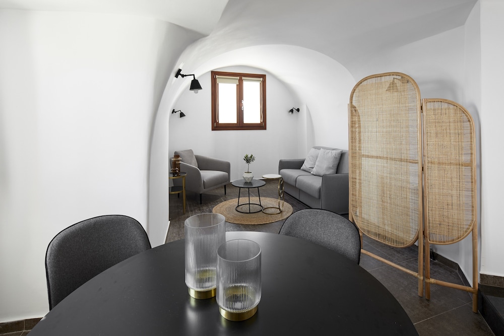 Premium Suite, Private Pool, Sea View - Photo 5