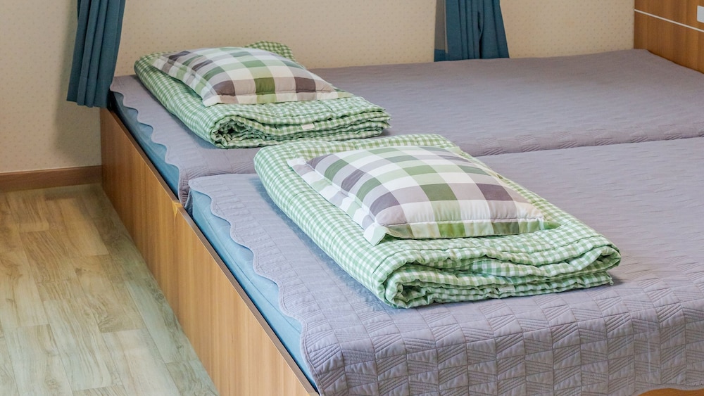 Basic Room, 2 Bedrooms (Private House 2nd (Pet-Friendly))