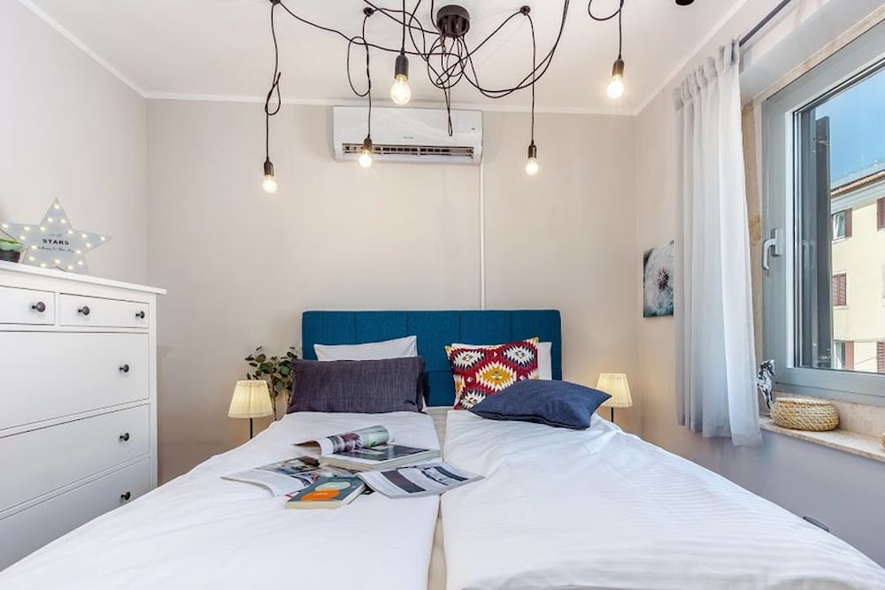 Design Studio, 1 Double Bed, City View (Leon)
