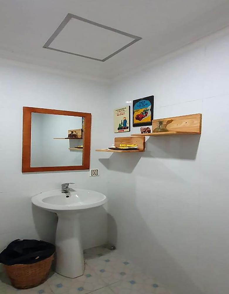 Deluxe Double Room - Photo 13