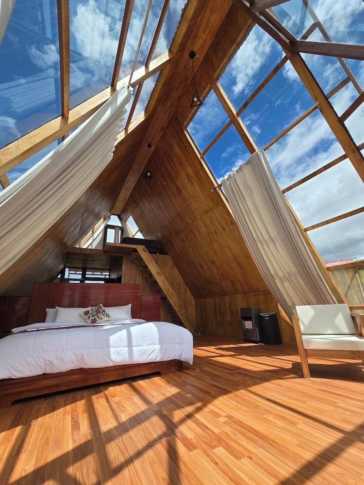 Panoramic Suite, Balcony, Lake View
