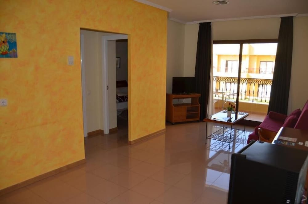 Family Room photo 3