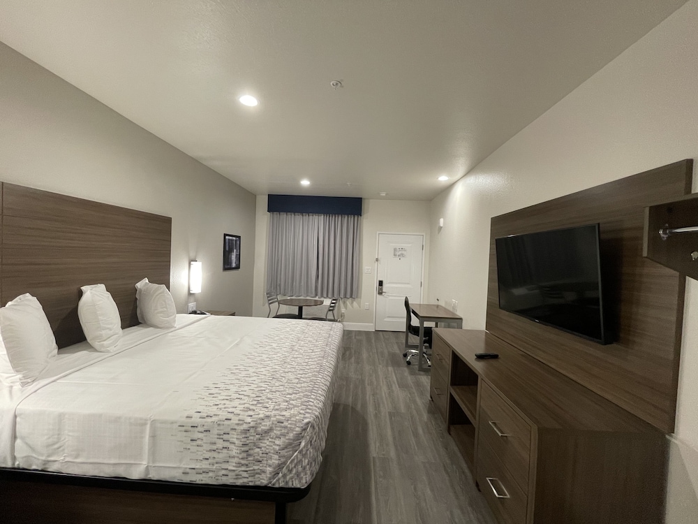 Basic Room photo 2