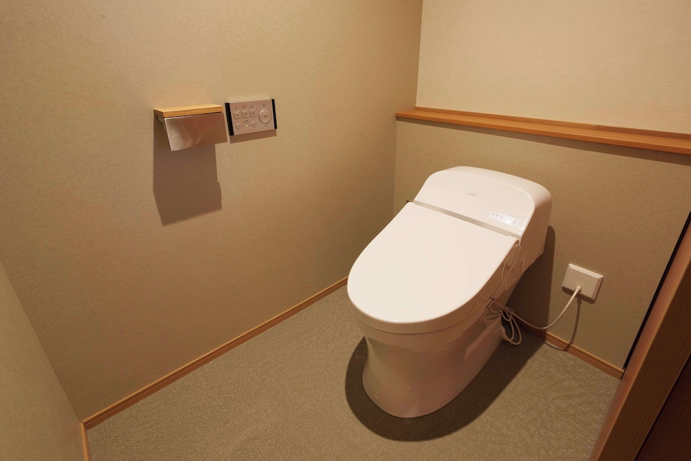 Superior Twin Room, Non Smoking, Bathtub - Photo 19