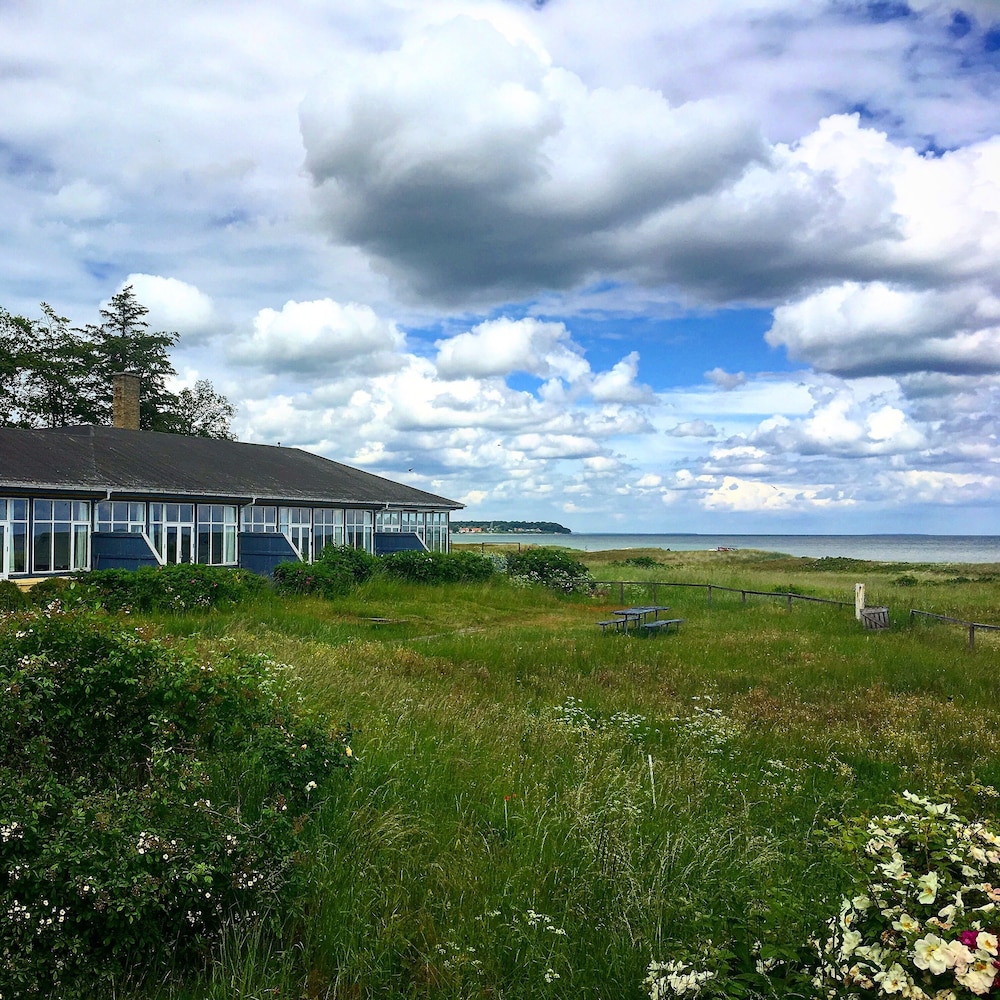 Apartment, 2 Bedrooms, Non Smoking, Ocean View (B) photo 3