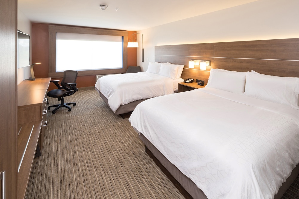 Room, 2 Queen Beds, Accessible (Communications)