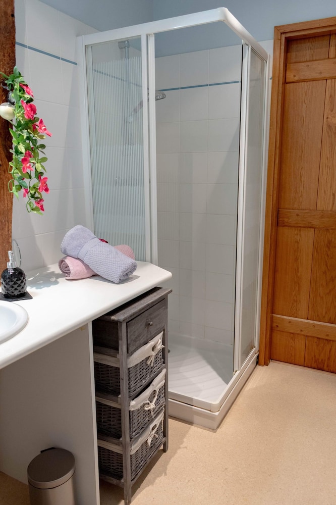 Double Room (2) - Photo 2