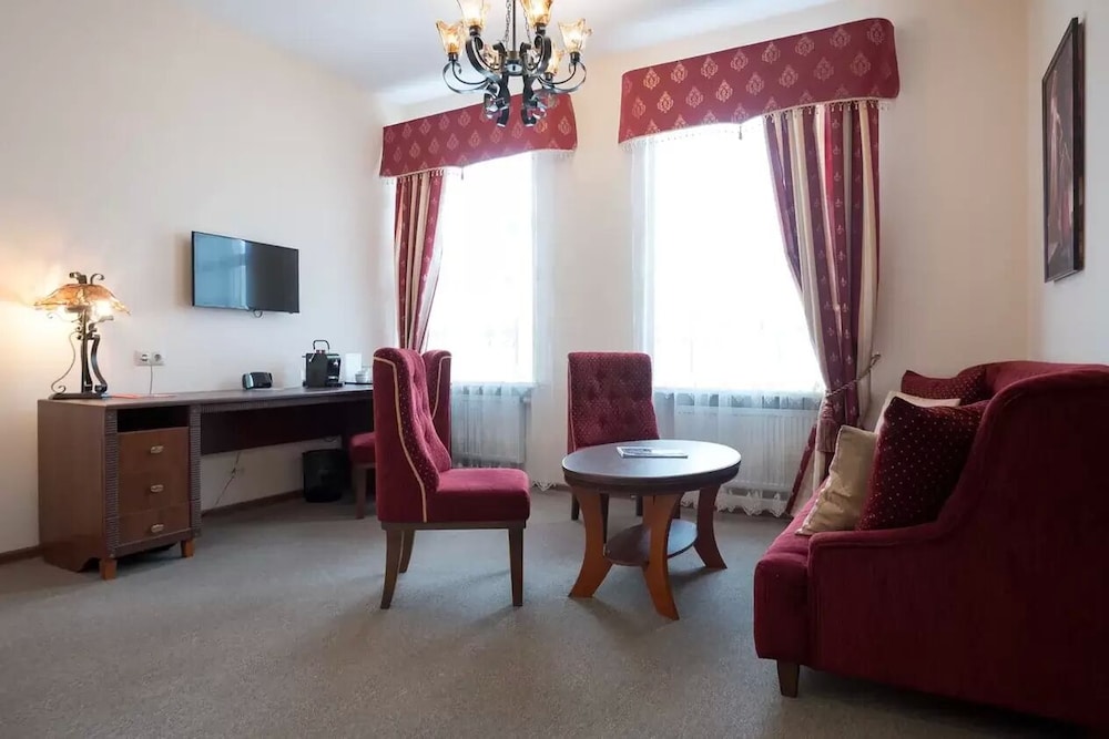 Luxury Studio Suite photo 2