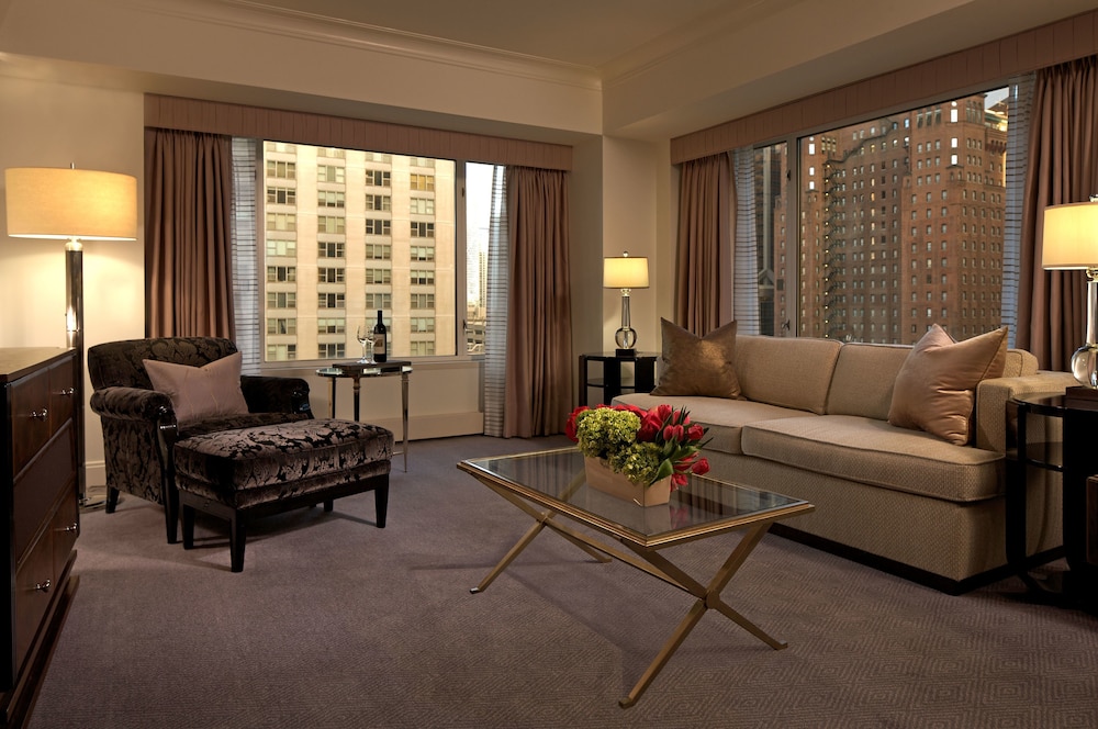 Grand Deluxe, Suite photo 2