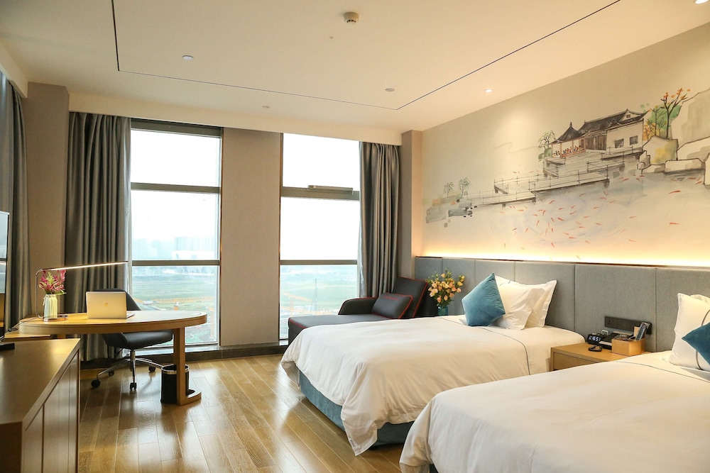 Signature Triple Room, Multiple Beds, Non Smoking (Family Room)