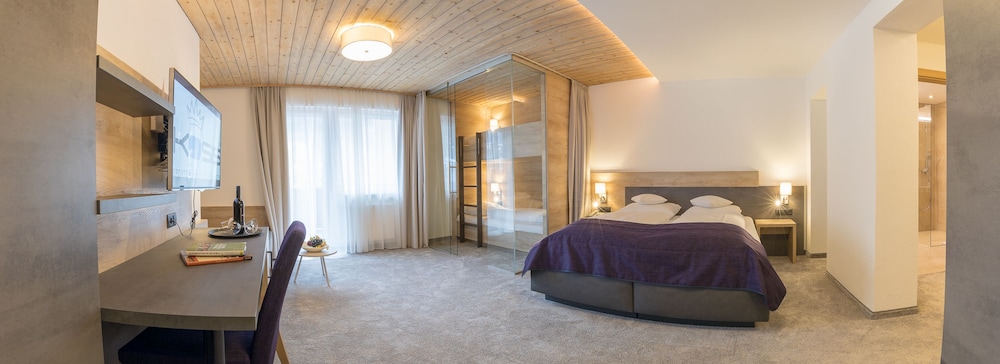 Junior Suite (bunk bed) photo 3