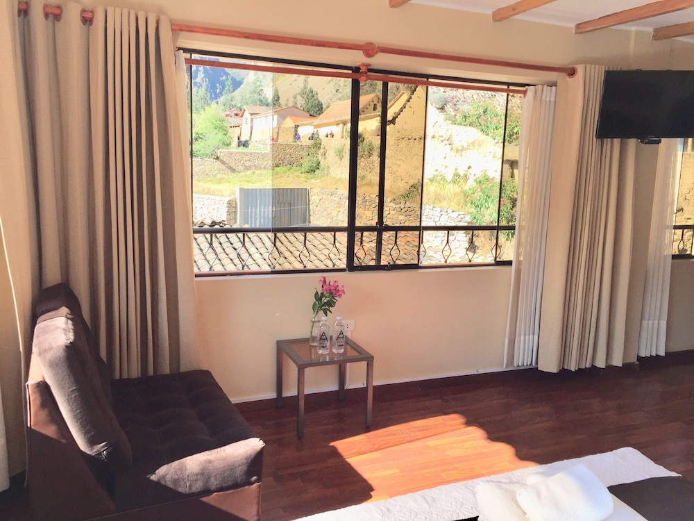 Superior Double or Twin Room, Valley View (Mountain and Ruin View) photo 3