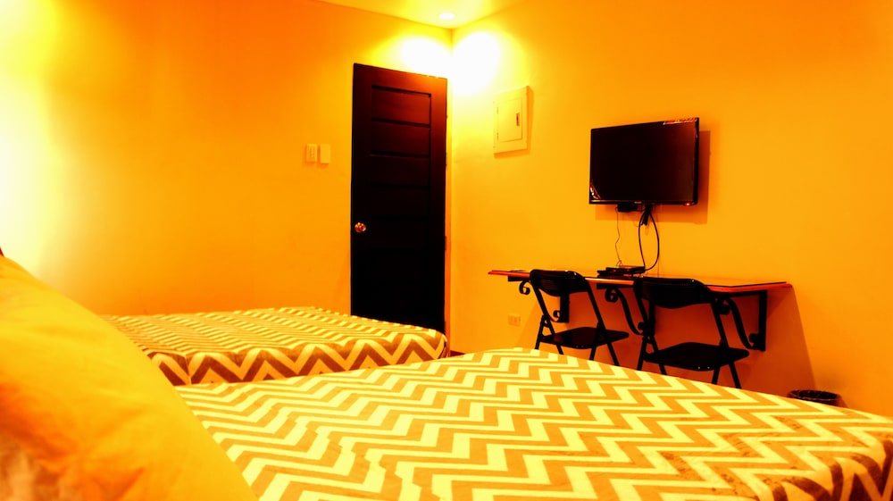 Junior Family Room photo 3