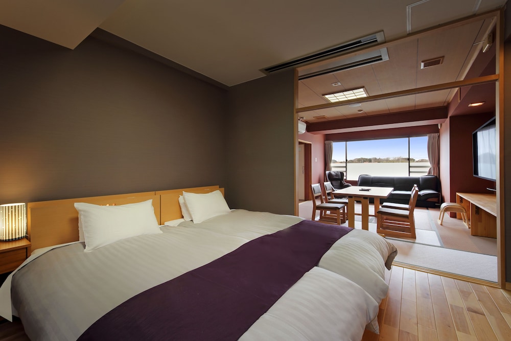 You: Royal Suite Room photo 2