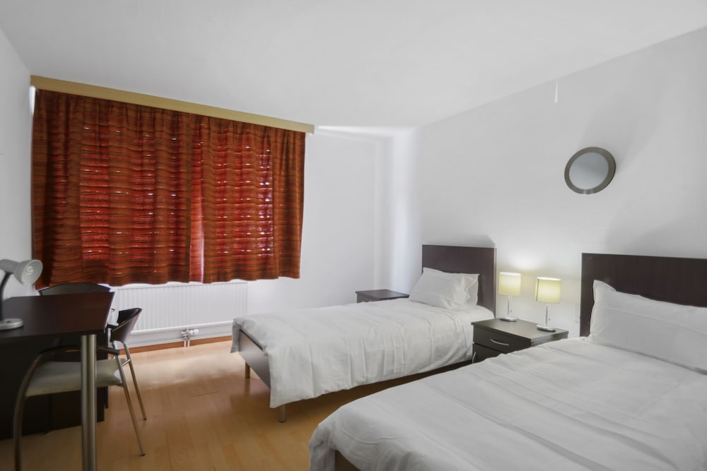 Basic Twin Room photo 1