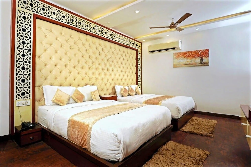 Family Twin Room, 2 Double Beds