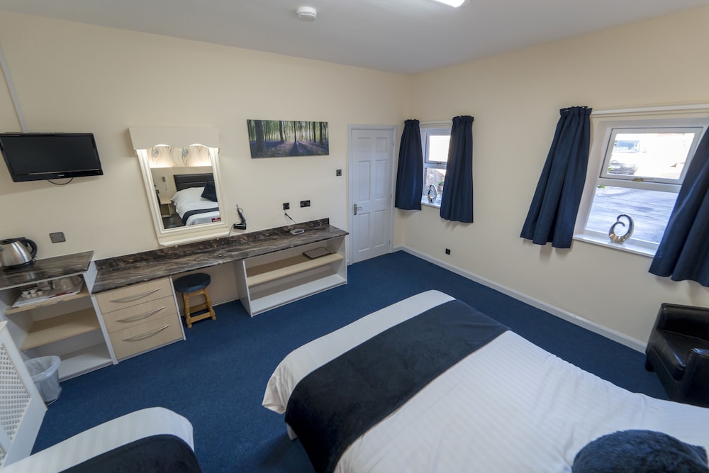 Standard Twin Room, 2 Twin Beds, Accessible photo 3