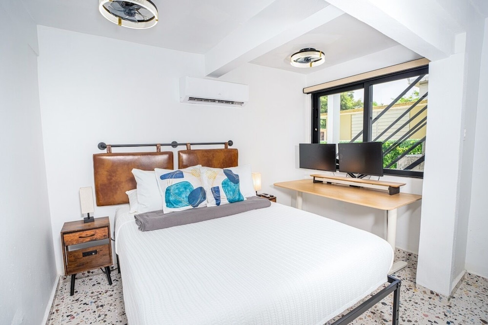 Premium Double Room, 2 Queen Beds, Kitchen photo 1