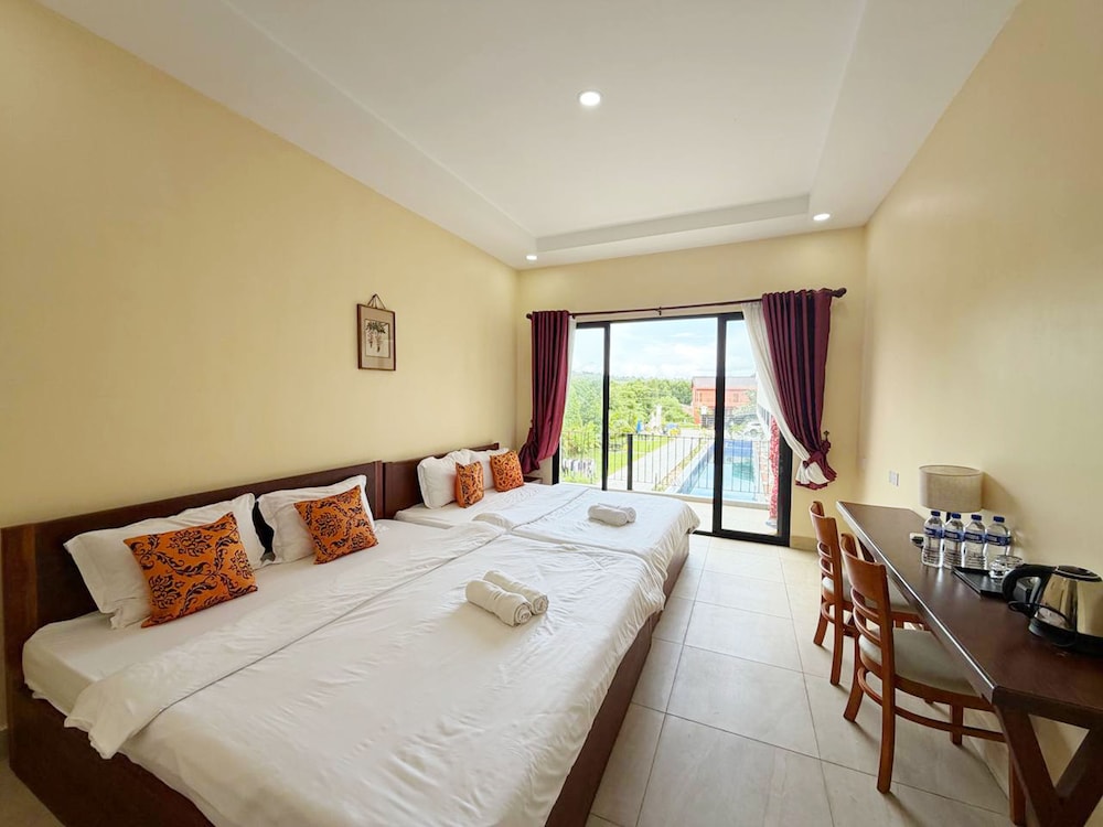 Standard Twin Room photo 1