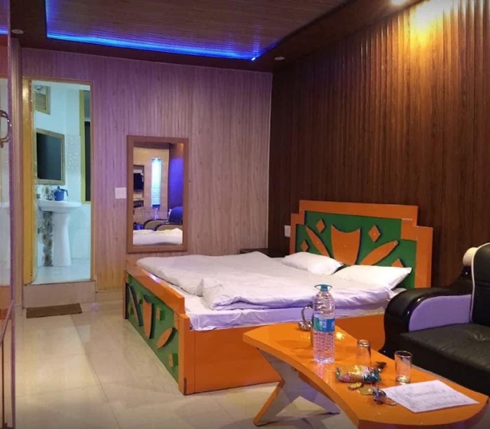 Deluxe Double Room, City View photo 1