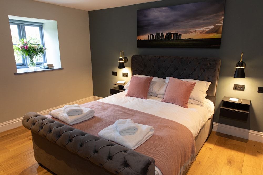Superior Double Room, Ensuite, Garden View