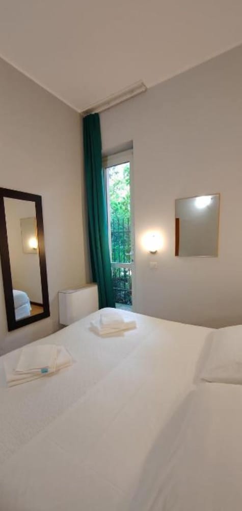 Basic Room photo 3