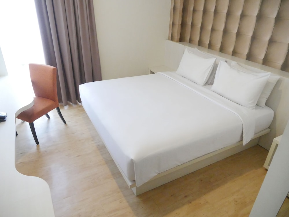 Superior Double or Twin Room, Multiple Beds, City View photo 1