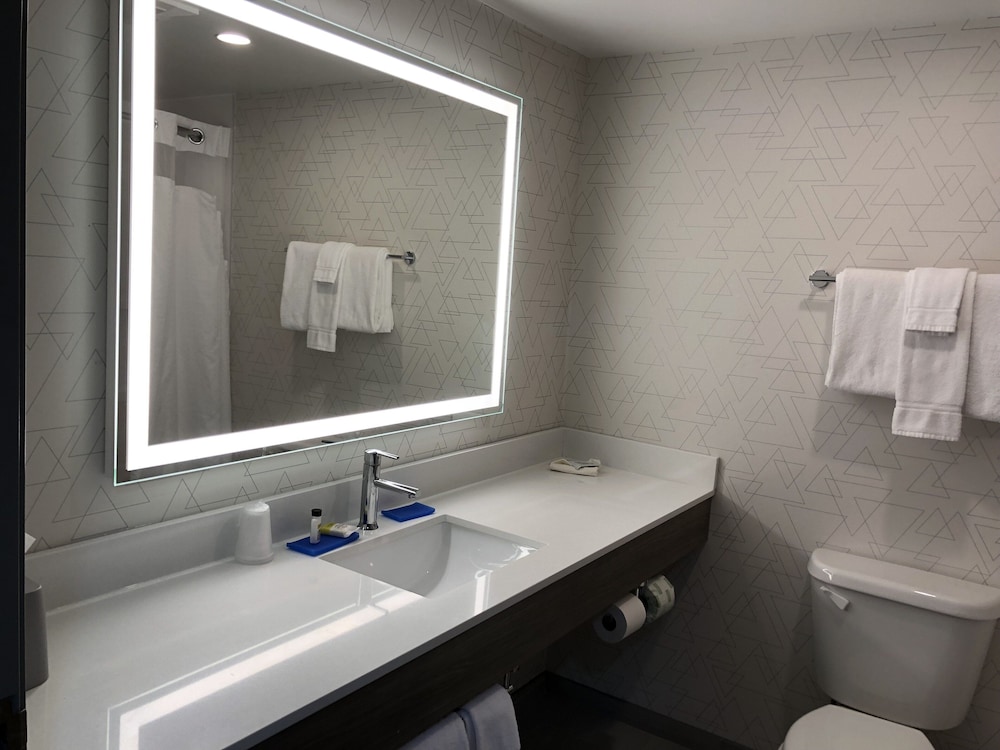 Suite, 2 Queen Beds (Extra Floor Space) - Photo 5
