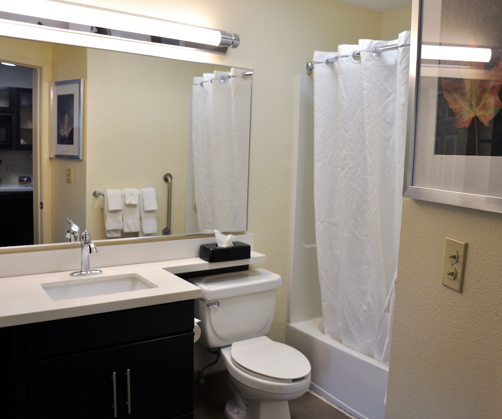 Suite, 1 Bedroom, Accessible (1 Queen, Mobil Tub)