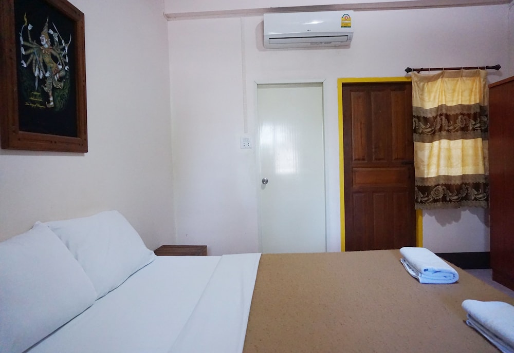 Standard Room photo 3