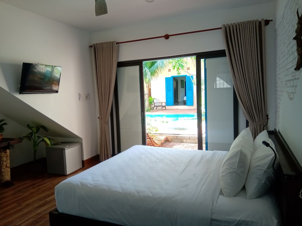 Economy Double Room (The Bohemian) photo 1